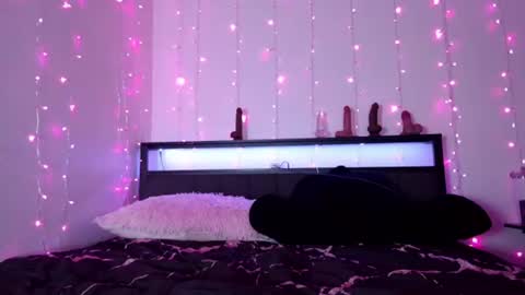 Queen Lola XXX online show from 07-27-26, 05:58