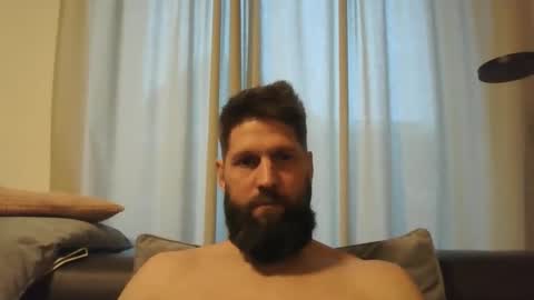 bubblebee1982 online show from 12-17-24, 02:44