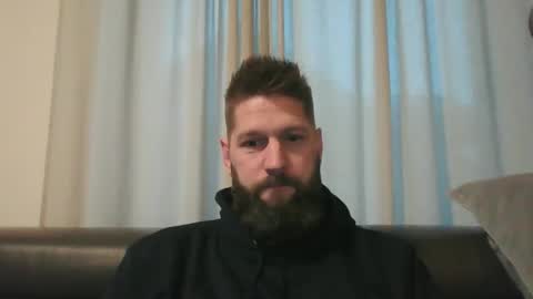 bubblebee1982 online show from 01-09-25, 08:03