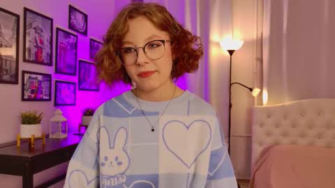 Snapshot of bubblegum_babe_ chatting on 09-30-25, 08:14 Alice online show from 09-30-25, 08:14