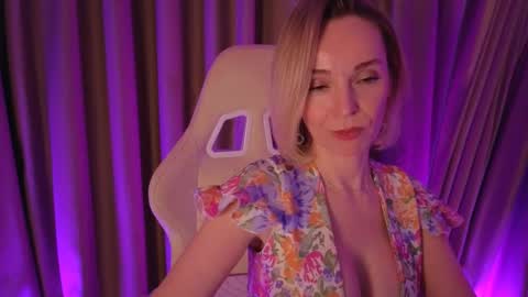 Snapshot of bubbling_crush chatting on 02-27-25, 11:26 bubbling_crush online show from 02-27-25, 11:26