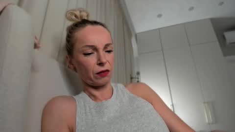 Snapshot of bubbling_crush chatting on 02-17-26, 08:15 bubbling_crush online show from 02-17-26, 08:15