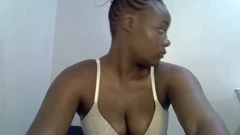 bubbly_ass30 online show from 02-18-26, 02:29