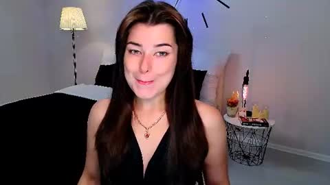Snapshot of buckssbunny chatting on 07-20-26, 11:34 Ari online show from 07-20-26, 11:34