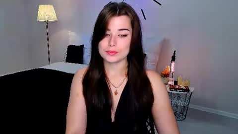 Snapshot of buckssbunny chatting on 07-23-26, 11:19 Ari online show from 07-23-26, 11:19