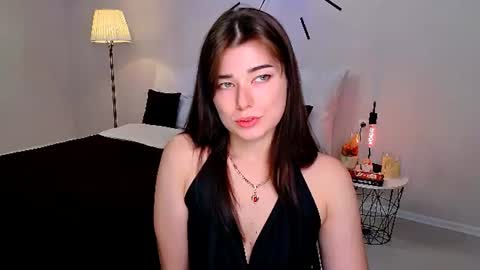 Snapshot of buckssbunny chatting on 07-28-26, 12:48 Ari online show from 07-28-26, 12:48