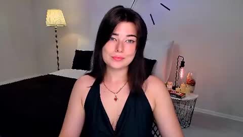 Snapshot of buckssbunny chatting on 08-06-26, 11:12 Ari online show from 08-06-26, 11:12