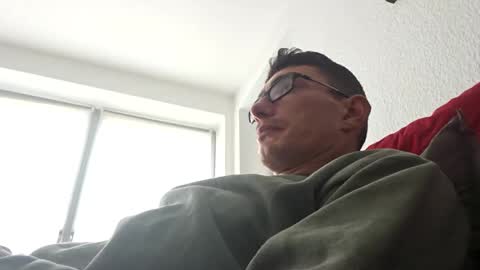 Snapshot of buddea chatting on 10-24-25, 11:39 buddea online show from 10-24-25, 11:39