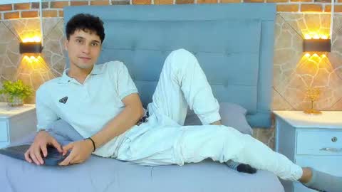 Buddy Whitte online show from 03-10-25, 05:39