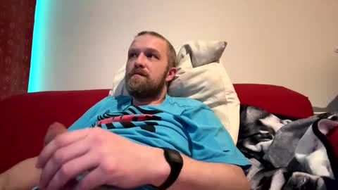 budgie1095 online show from 01-14-25, 09:20