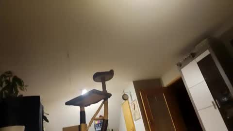 Snapshot of bueckstueckxxxx chatting on 11-17-25, 04:13 Bueckstueckxxxx online show from 11-17-25, 04:13