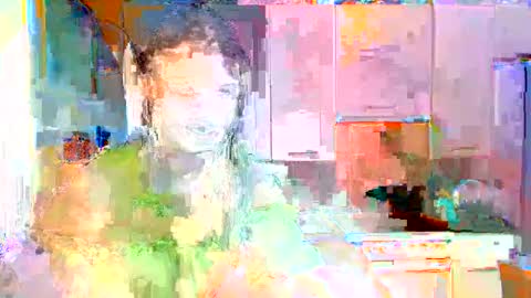 Snapshot of buffyextasy chatting on 10-02-25, 12:12 Buffy online show from 10-02-25, 12:12