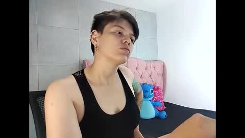 bug2025 online show from 10-17-25, 03:20