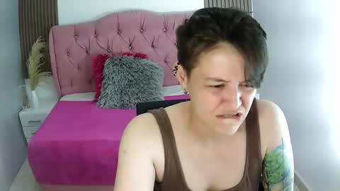 Snapshot of bug2025 chatting on 02-03-26, 02:53 bug2025 online show from 02-03-26, 02:53