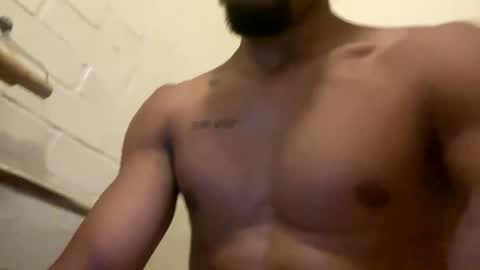 Snapshot of bulaboy27 chatting on 02-23-25, 06:12 meaty man online show from 02-23-25, 06:12