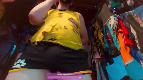 Snapshot of bulgetasticc chatting on 02-14-26, 02:19 BulgetasticC online show from 02-14-26, 02:19