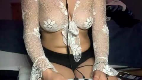 Snapshot of bunny15888 chatting on 06-18-26, 05:08 bunny15888 online show from 06-18-26, 05:08