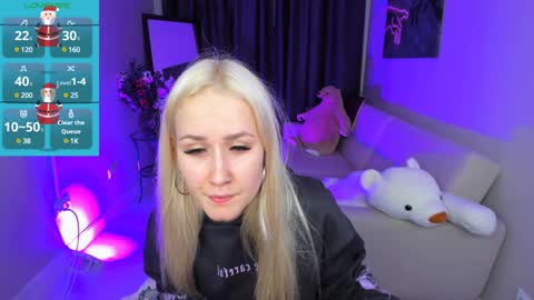 Sasha  online show from 01-19-25, 01:44