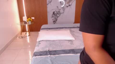 Rossi Hill online show from 03-17-26, 12:19