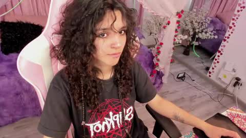 Bunny  online show from 09-26-25, 01:04