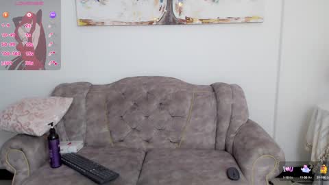 Snapshot of bunny_maxxi chatting on 01-14-25, 03:26 bunny online show from 01-14-25, 03:26