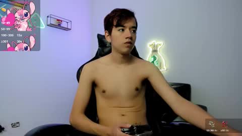 Snapshot of bunny_maxxi chatting on 09-26-25, 12:31 bunny online show from 09-26-25, 12:31