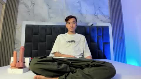 Snapshot of bunny_maxxi chatting on 10-10-25, 12:26 bunny online show from 10-10-25, 12:26