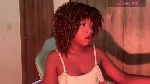 Isa online show from 10-16-25, 03:35