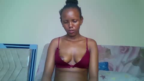 bunnydiva_ online show from 11-06-25, 07:37