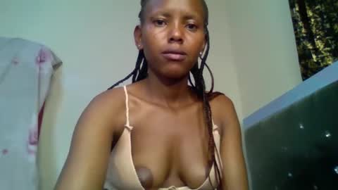 bunnydiva_ online show from 12-03-25, 06:39