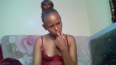 bunnydiva_ online show from 12-17-25, 04:51