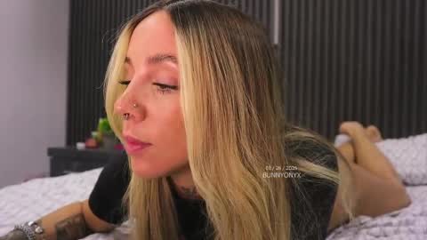 Snapshot of bunnyonyx chatting on 03-26-26, 11:43 Stephanie Next stream TUESDAY 6pm PDT online show from 03-26-26, 11:43