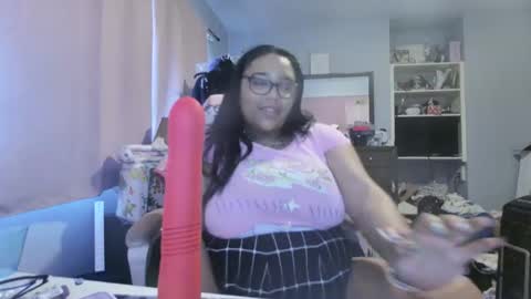 Snapshot of bunnyslittlecum chatting on 04-11-26, 01:21 Bunnygirl Onyx online show from 04-11-26, 01:21