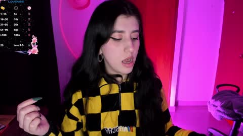 Snapshot of bunnyy09 chatting on 12-28-24, 12:36 Jess online show from 12-28-24, 12:36