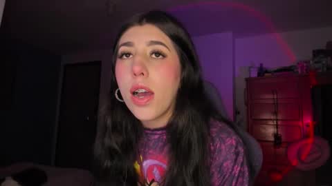 Snapshot of bunnyy09 chatting on 09-16-25, 05:03 Jess online show from 09-16-25, 05:03