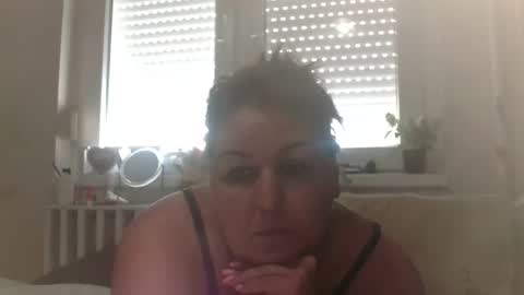 Snapshot of bunyoka1981 chatting on 10-04-25, 10:57 babuska1981 online show from 10-04-25, 10:57