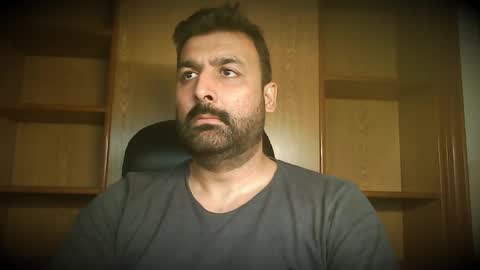 Hairy Arabian online show from 10-22-25, 04:02