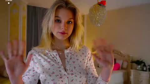 Jessica online show from 09-14-25, 01:32