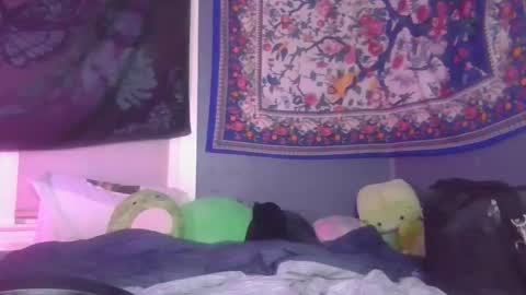 lilly online show from 12-16-24, 06:10