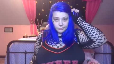 lilly online show from 10-18-25, 09:10