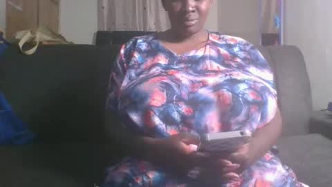 Snapshot of burstysasha chatting on 11-12-25, 05:24 burstysasha online show from 11-12-25, 05:24