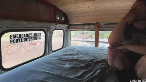 busbuddies online show from 10-29-25, 03:14