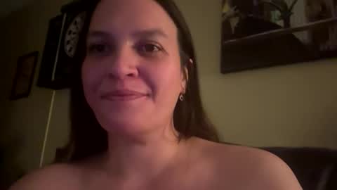 Snapshot of buschbaby chatting on 12-01-25, 07:46 buschbaby online show from 12-01-25, 07:46