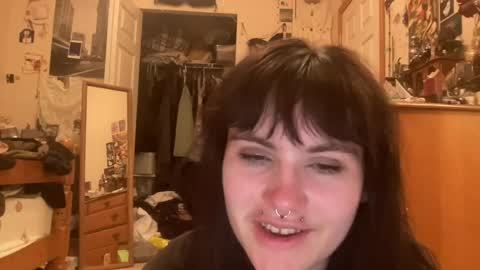 esme gray online show from 07-03-26, 06:31