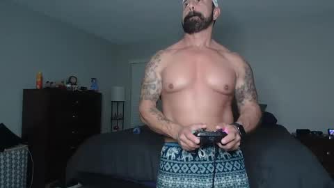 Snapshot of bustedsprockets chatting on 09-25-25, 07:23 Pocket Daddy cockring gaycouple cockring lovense daddy online show from 09-25-25, 07:23