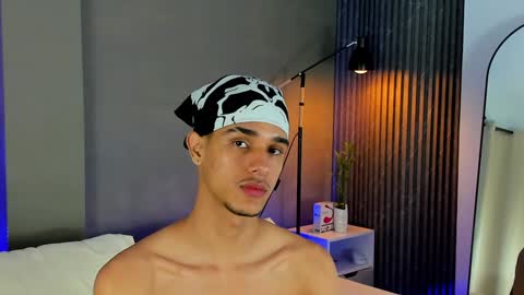 Snapshot of busterspinter chatting on 01-10-25, 08:40 Buster independent model online show from 01-10-25, 08:40