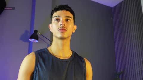 Snapshot of busterspinter chatting on 09-09-25, 12:26 Buster independent model online show from 09-09-25, 12:26