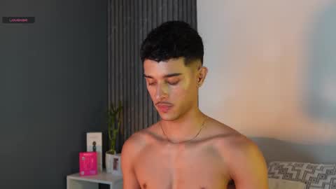 Snapshot of busterspinter chatting on 09-11-25, 07:08 Buster independent model online show from 09-11-25, 07:08