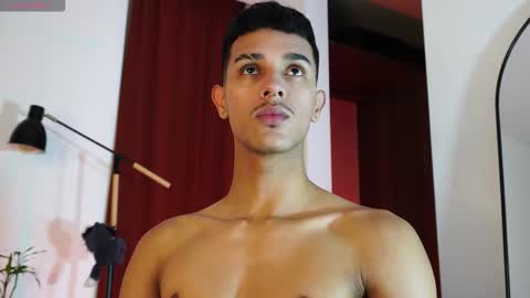 Snapshot of busterspinter chatting on 02-13-26, 10:44 Buster independent model online show from 02-13-26, 10:44