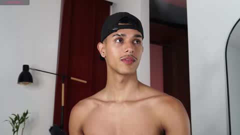 Snapshot of busterspinter chatting on 02-23-26, 12:13 Buster independent model online show from 02-23-26, 12:13